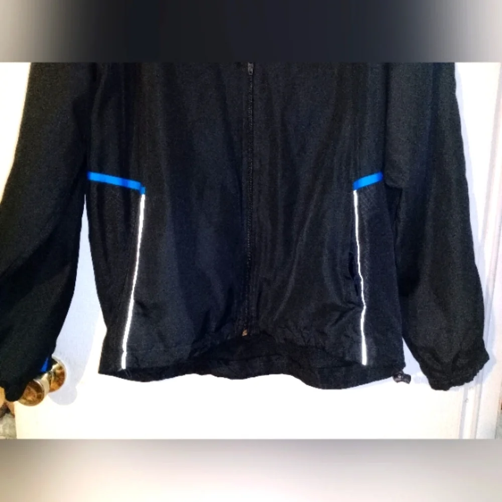 Nordic Track Light‎ Jacket sz. Large